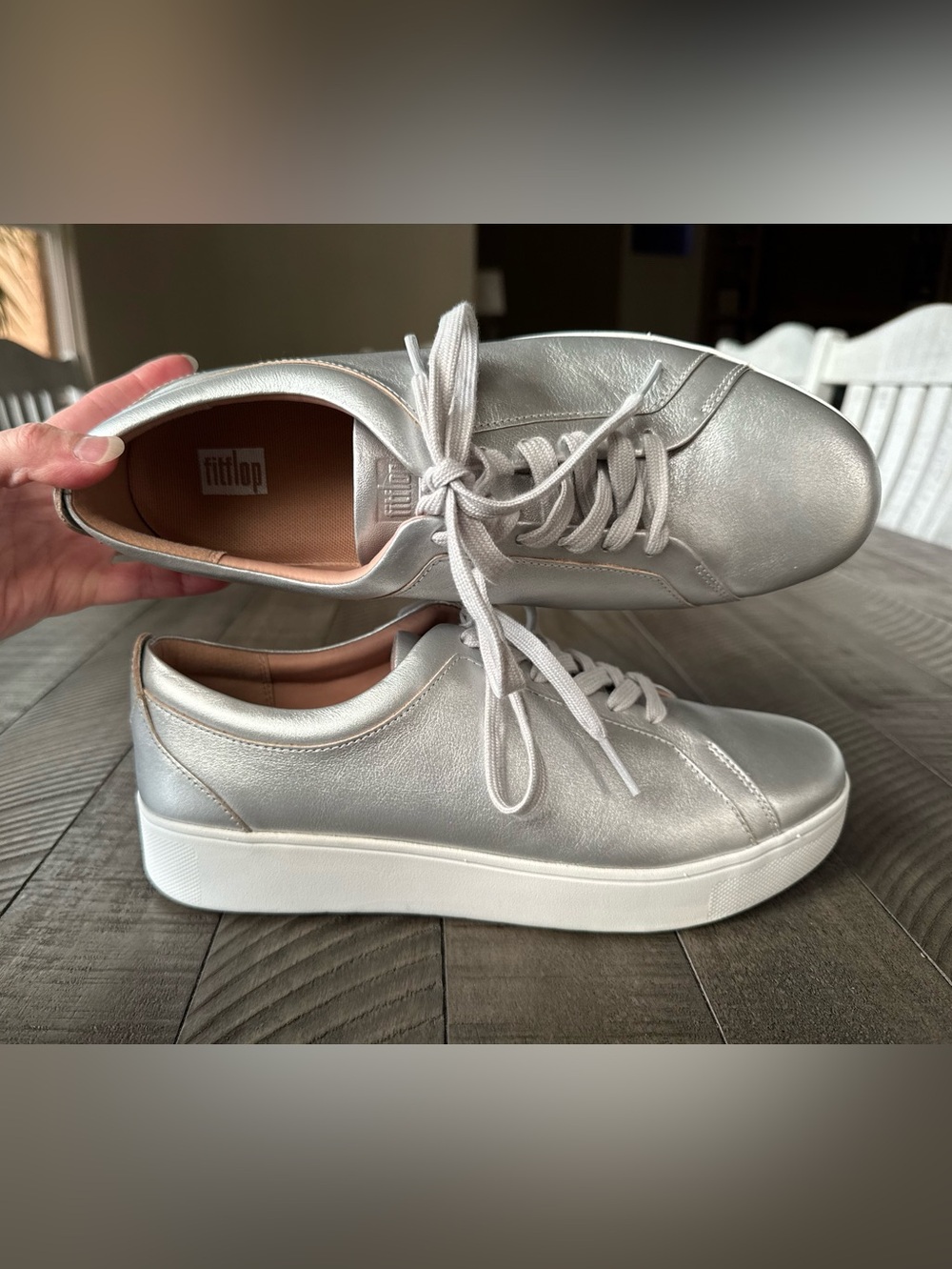 FitFlop Rally Metallic Silver Lace-Up Sneakers Women’s Size 9